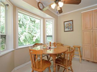 Photo 4: 1288 Davis Crt in VICTORIA: SE Maplewood House for sale (Saanich East)  : MLS®# 768579