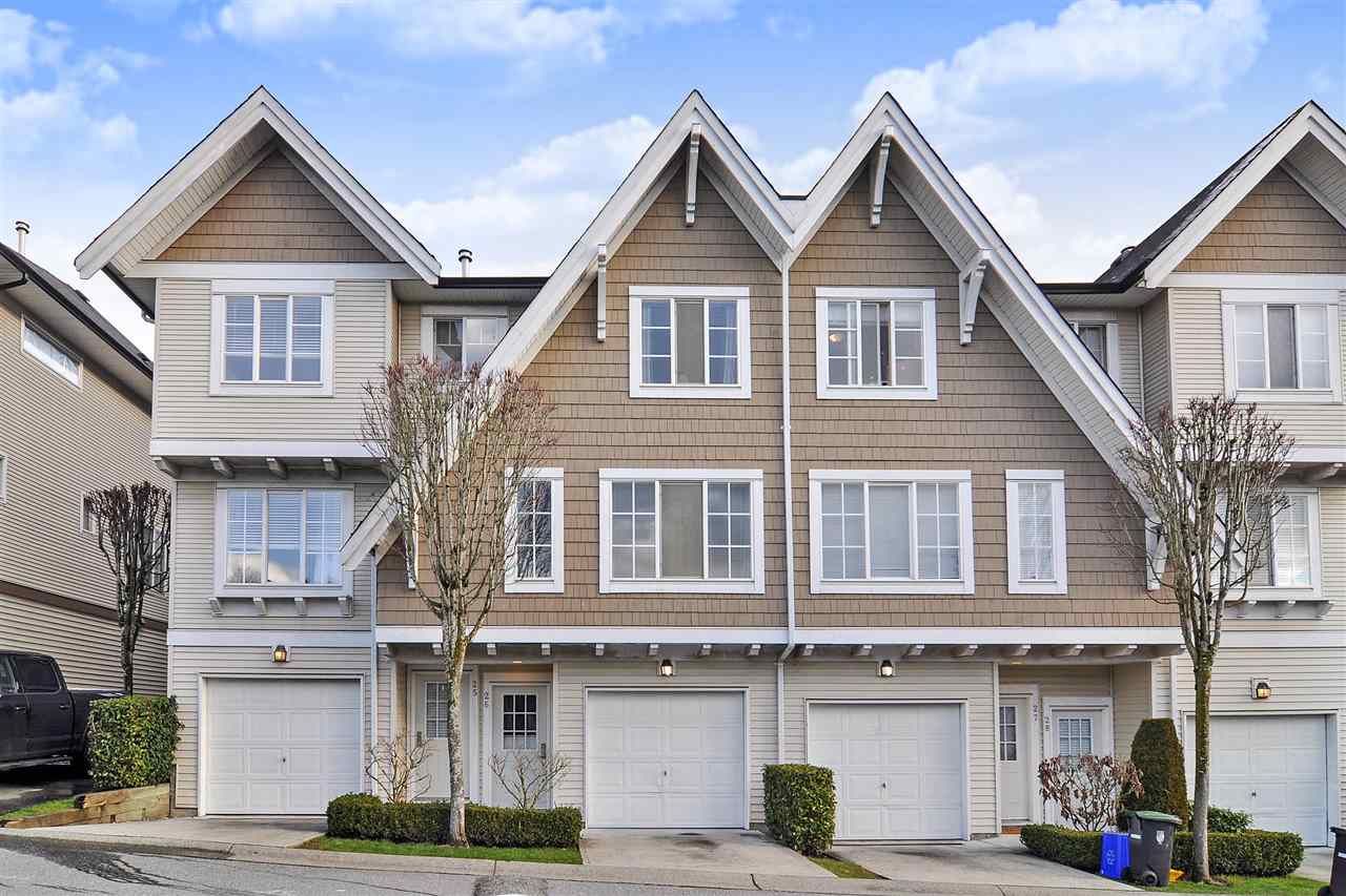 Main Photo: 26 20560 66 Avenue in Langley: Willoughby Heights Townhouse for sale in "Amberleigh" : MLS®# R2433580