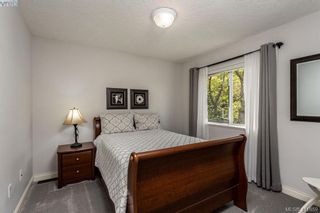 Photo 19: 1037 Leslie Dr in VICTORIA: SE Quadra Half Duplex for sale (Saanich East)  : MLS®# 816161