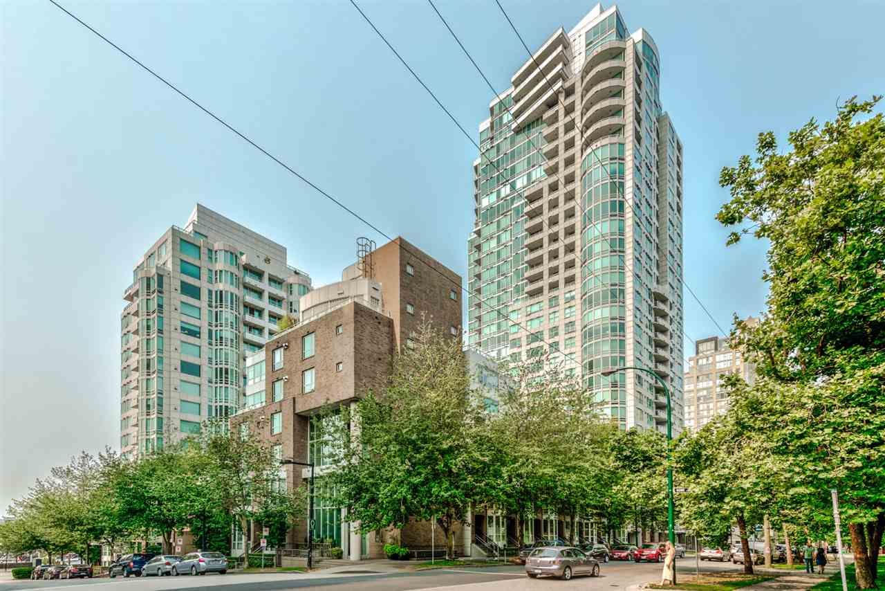 Main Photo: 513 888 BEACH AVENUE in Vancouver: Yaletown Condo for sale (Vancouver West)  : MLS®# R2194661
