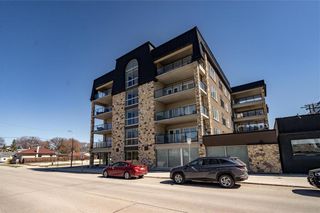 Photo 2: 406 680 Tache Avenue in Winnipeg: Condo for sale : MLS®# 202410000