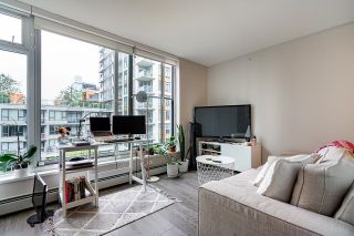 Photo 2: 524 1783 MANITOBA Street in Vancouver: False Creek Condo for sale in "Residences at West" (Vancouver West)  : MLS®# R2724995