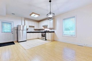 Photo 3: 479 Westmount Avenue in Toronto: Oakwood-Vaughan House (Apartment) for lease (Toronto C03)  : MLS®# C5854810