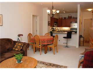 Photo 5: 105 625 PARK Crescent in New Westminster: GlenBrooke North Condo for sale in "WESTHAVEN" : MLS®# R2328658