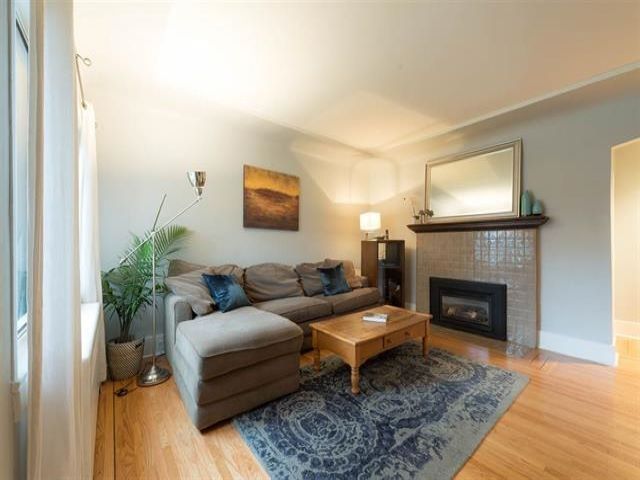 Photo 10: Photos: 942 E 21ST AVENUE in Vancouver: Fraser VE House for sale (Vancouver East)  : MLS®# R2408468