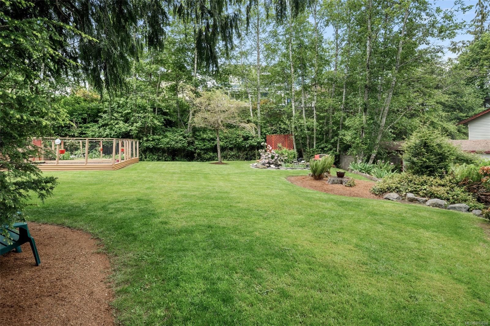 Photo 22: Photos: 6996 Allwood Terr in Sooke: Sk Broomhill House for sale : MLS®# 910624