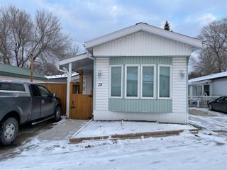 Photo 2: 28 2695 Main Street in Winnipeg: House for sale : MLS®# 202331229