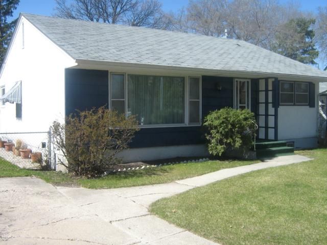 Main Photo: 149 Garrioch Avenue in WINNIPEG: St James Residential for sale (West Winnipeg)  : MLS®# 1209091