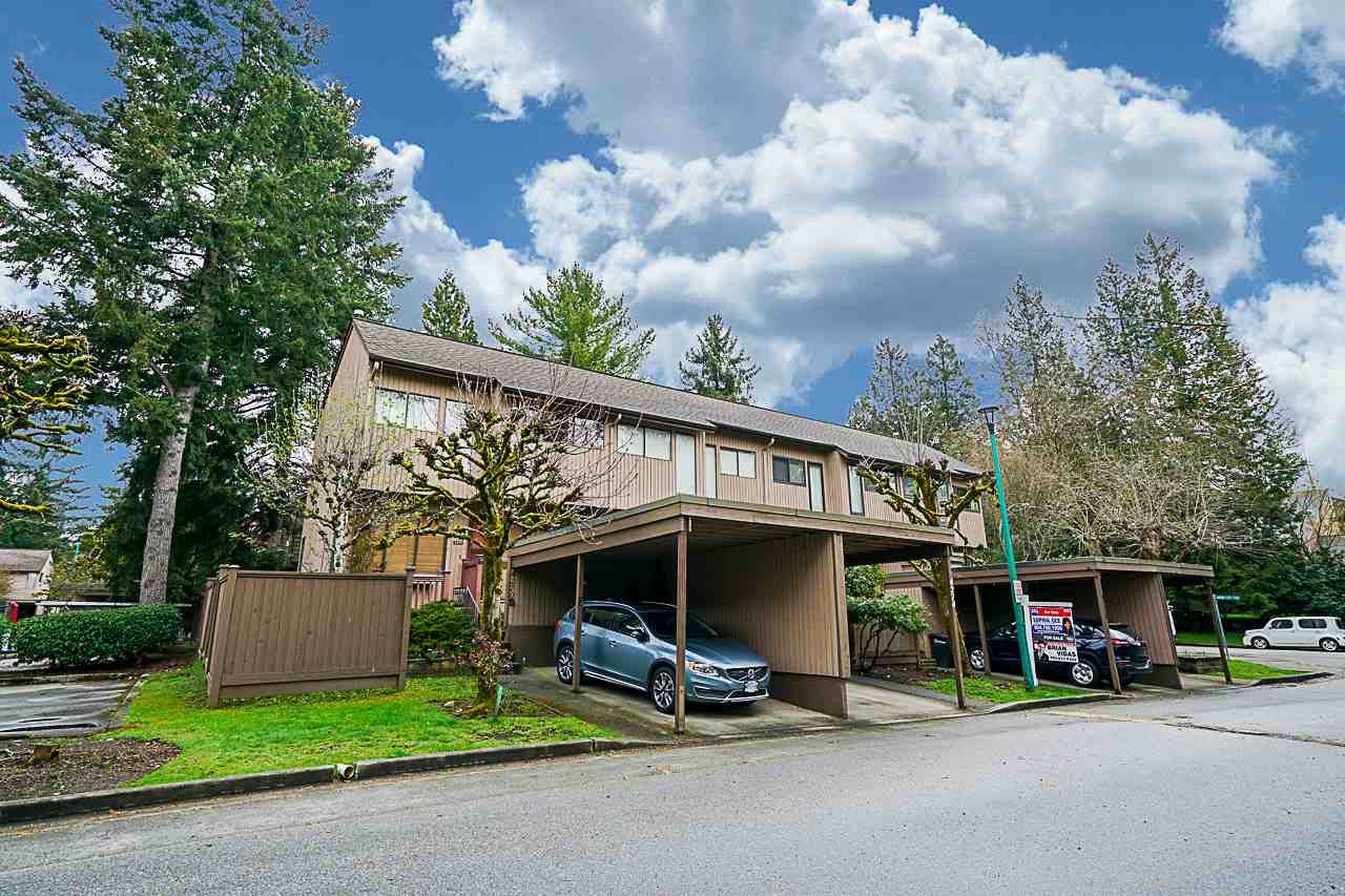 Main Photo: 4278 BIRCHWOOD Crescent in Burnaby: Greentree Village Townhouse for sale (Burnaby South)  : MLS®# R2355647