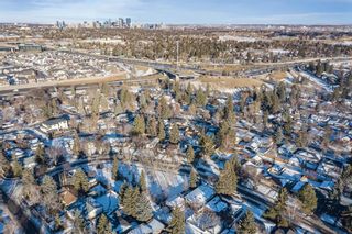 Photo 8: 6312 Lynch Crescent SW in Calgary: Lakeview Detached for sale : MLS®# A1172939