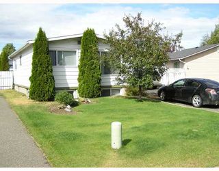 Photo 1: 1366 GENEVIEVE in Prince_George: Lakewood House for sale in "HERITAGE" (PG City West (Zone 71))  : MLS®# N194698