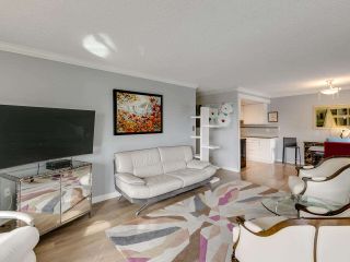 Photo 12: 205 1515 CHESTERFIELD Avenue in North Vancouver: Central Lonsdale Condo for sale : MLS®# R2543051