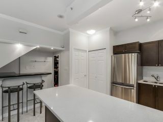 Photo 8: 1190 RICHARDS Street in Vancouver: Yaletown Townhouse for sale in "Park Plaza" (Vancouver West)  : MLS®# V1122605