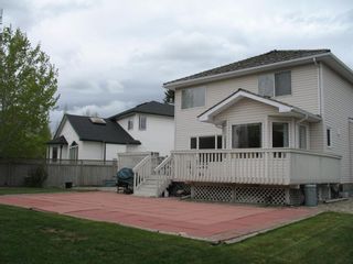 Photo 18: 218 Douglasdale Court SE in Calgary: Douglasdale/Glen Detached for sale : MLS®# A1221817
