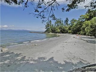 Main Photo: 2294 Arbutus Road in VICTORIA: SE Arbutus Residential for sale (Saanich East)  : MLS®# 317462