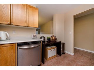 Photo 6: 210 45504 MCINTOSH Drive in Chilliwack: Chilliwack W Young-Well Condo for sale in "VISTA VIEW" : MLS®# R2211484