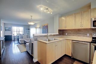 Photo 11: 165 Elgin Gardens SE in Calgary: McKenzie Towne Row/Townhouse for sale : MLS®# A1199659
