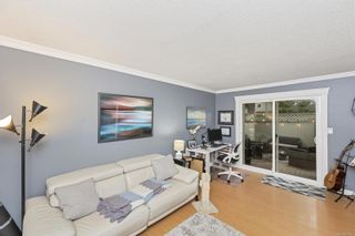 Photo 2: 14 2771 Spencer Rd in Langford: La Langford Proper Row/Townhouse for sale : MLS®# 906127