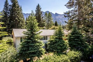 Photo 2: 633 3 Street: Canmore Detached for sale : MLS®# A1126984