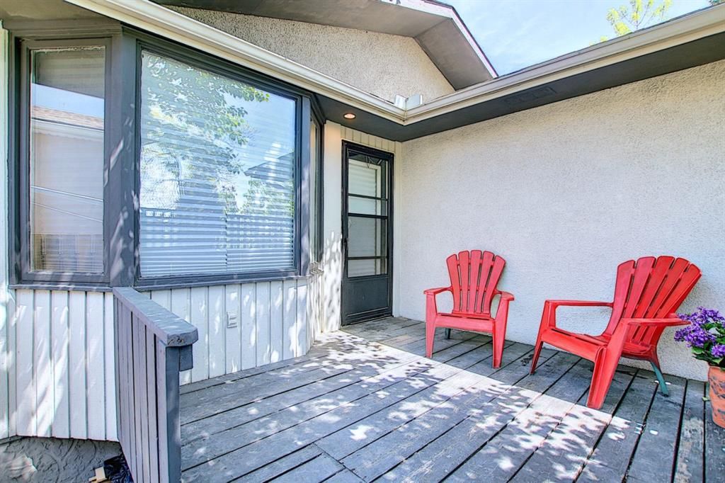 Main Photo: 3423 30A Avenue SE in Calgary: Dover Detached for sale : MLS®# A1114243