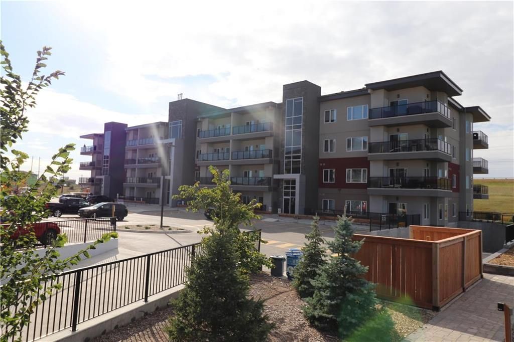 Main Photo: 303 70 Philip Lee Drive in Winnipeg: Crocus Meadows Condominium for sale (3K)  : MLS®# 202212043