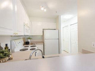 Photo 15: 309 2388 TRIUMPH Street in Vancouver: Hastings Condo for sale in "Royal Alexandra" (Vancouver East)  : MLS®# R2537216