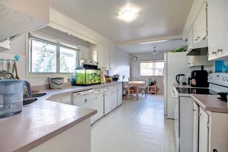 Photo 11: 612 17 Avenue NW in Calgary: Mount Pleasant Detached for sale : MLS®# A2005008