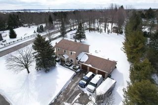 Photo 2: 2 Fernway Court in Caledon: Caledon Village House (2-Storey) for sale : MLS®# W5943099