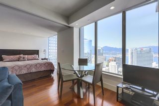 Photo 4: 3003 667 HOWE Street in Vancouver: Downtown VW Condo for sale in "Private Residences at Hotel Georgia" (Vancouver West)  : MLS®# R2657984