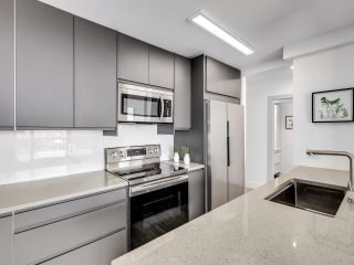 Photo 14: 1707 1330 HARWOOD Street in Vancouver: West End VW Condo for sale in "WESTSEA TOWERS" (Vancouver West)  : MLS®# R2720728