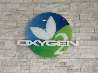 Photo 1: Oxygen Yoga Franchise For Sale in Airdrie | MLS# A2030975 | pubsforsale.ca