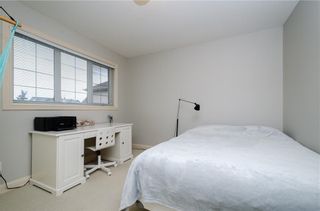 Photo 21: 242 STRATHRIDGE Place SW in Calgary: Strathcona Park Detached for sale : MLS®# C4246259