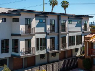 Main Photo: Townhouse for sale : 3 bedrooms : 4089 Utah Street in San Diego