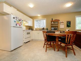 Photo 20: 4001 Santa Rosa Pl in VICTORIA: SW Strawberry Vale House for sale (Saanich West)  : MLS®# 780186