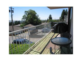 Photo 6: 110 5340 HASTINGS Street in Burnaby: Capitol Hill BN Condo for sale in "THE CEDARWOOD" (Burnaby North)  : MLS®# V877489