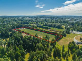 Photo 3: 27911 56 Avenue in Abbotsford: Bradner House for sale in "Gloucester Industrial Area Abbotsford" : MLS®# R2791732