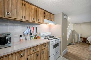 Photo 5: 1211 2200 Woodview Drive SW in Calgary: Woodlands Row/Townhouse for sale : MLS®# A2123580