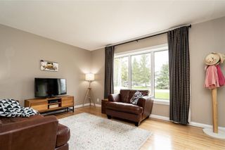 Photo 4:  in Winnipeg: Silver Heights House for sale : MLS®# 202211633