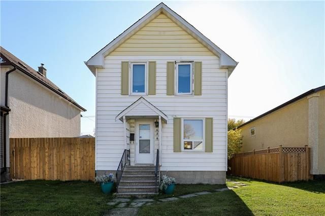 Main Photo: 628 Polson Avenue in Winnipeg: House for sale : MLS®# 202123787