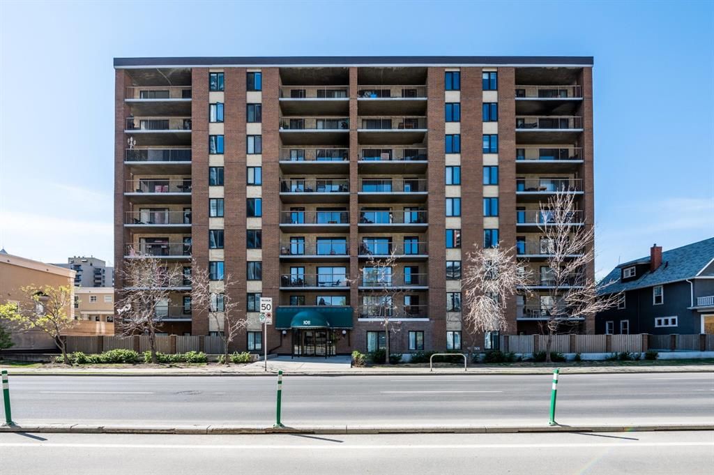 Main Photo: 202 1011 12 Avenue SW in Calgary: Beltline Apartment for sale : MLS®# A1229491