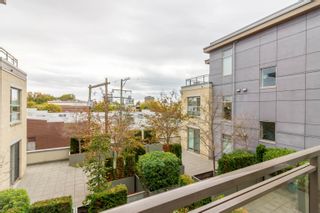 Photo 19: 312 2128 W 40TH Avenue in Vancouver: Kerrisdale Condo for sale in "Kerrisdale Gardens" (Vancouver West)  : MLS®# R2735491