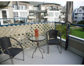Photo 7: 303 5800 ANDREWS Road in Richmond: Steveston South Condo for sale in "THE VILLAS AT SOUTHCOVE" : MLS®# V737479