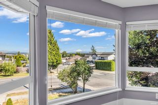 Photo 5: 6005 190 Street in Surrey: Cloverdale BC House for sale (Cloverdale)  : MLS®# R2905680