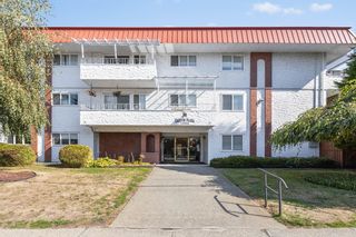 Photo 1: 311 12096 222 Street in Maple Ridge: West Central Condo for sale in "Canuck Plaza" : MLS®# R2818568