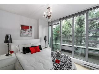 Photo 3: 316 1255 SEYMOUR Street in Vancouver: Downtown VW Townhouse for sale in "ELAN" (Vancouver West)  : MLS®# V1087221