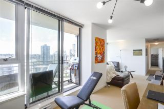 Photo 12: 2605 33 SMITHE Street in Vancouver: Yaletown Condo for sale in "COOPER LOOKOUT" (Vancouver West)  : MLS®# R2463431