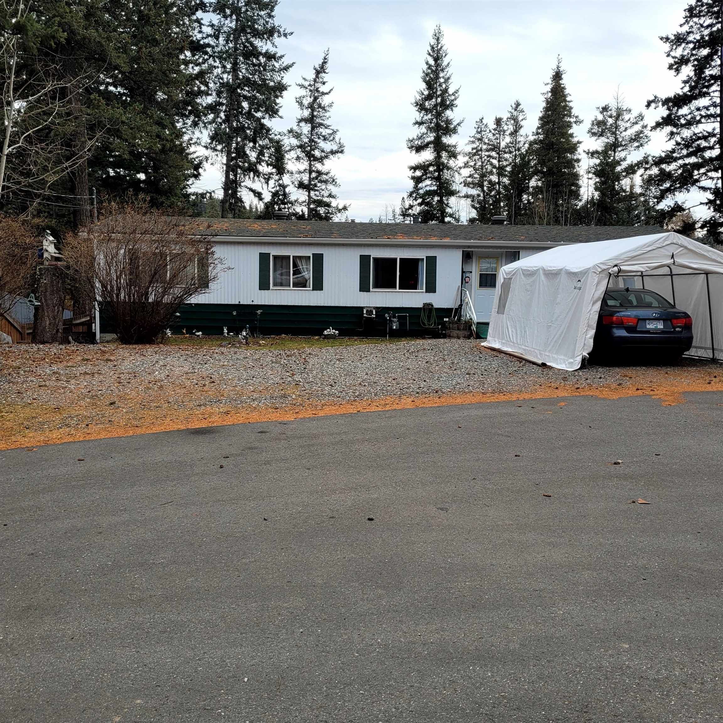 Main Photo: 1815 RANSOME Place in Williams Lake: Williams Lake - Rural North Manufactured Home for sale : MLS®# R2833277