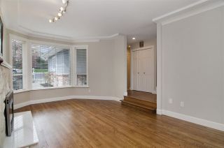 Photo 8: 16 N HOLDOM Avenue in Burnaby: Capitol Hill BN House for sale (Burnaby North)  : MLS®# R2162276