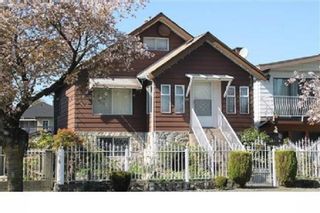 Main Photo: 1185 NANAIMO Street in Vancouver: Grandview Woodland House for sale (Vancouver East)  : MLS®# R2735572