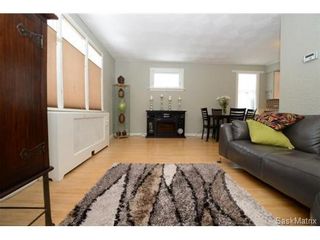 Photo 3: 399 LEOPOLD Crescent in Regina: Crescents Single Family Dwelling for sale (Regina Area 05)  : MLS®# 507538